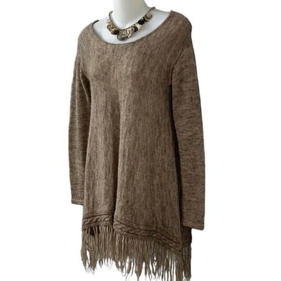 MAX EDITION Women's Brown Scoop Neck Fringe Sweater NWOT Size Small - Picture 2 of 8